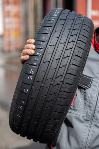фото протектора и шины Atrezzo Elite Шина Sailun Atrezzo Elite 225/50 R16 96W